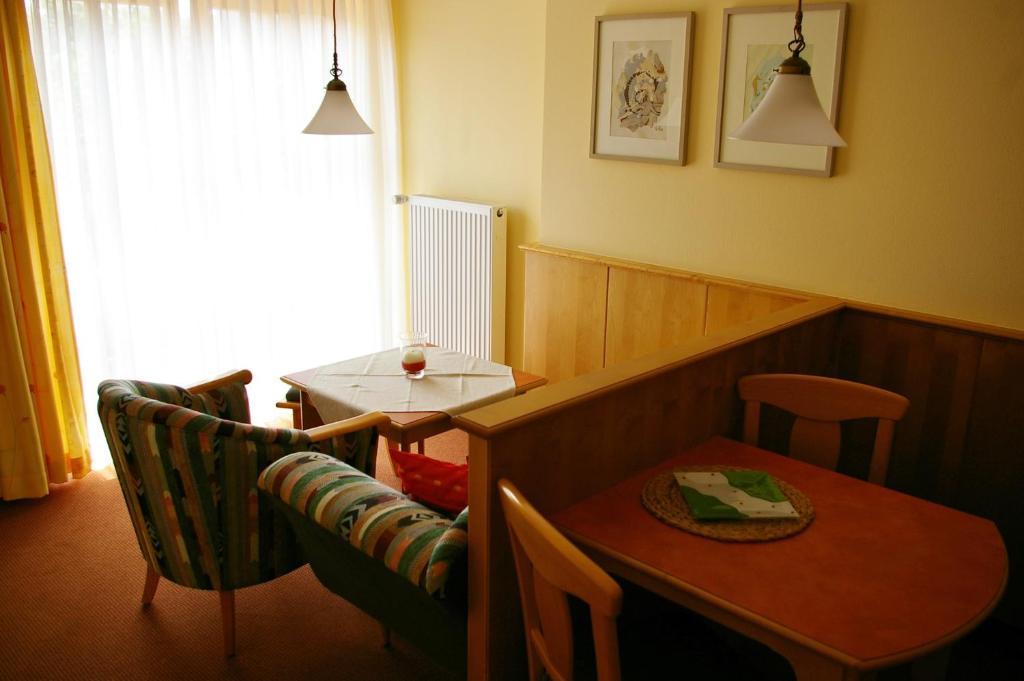 Pension Zur Alten Schmiede Zwiesel Habitación foto