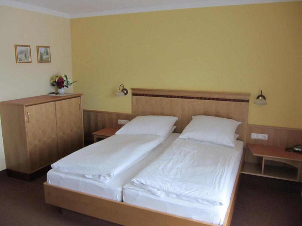 Pension Zur Alten Schmiede Zwiesel Habitación foto